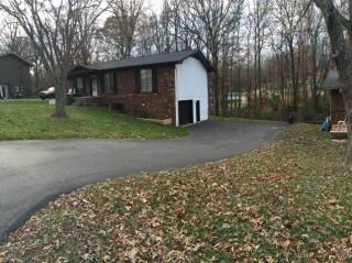 6701 Ellesmere Dr, Knoxville, TN 37921-3869