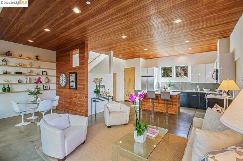 1441 Fairview St, Berkeley CA 94703-2442 exterior