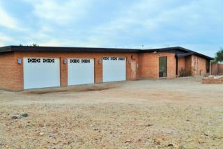 7742 Camino De Maximillian, Tucson, AZ 85704-2027