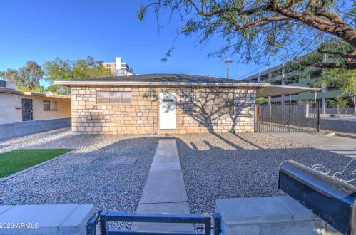 2801 17th Pl, Phoenix, AZ 85006-1209