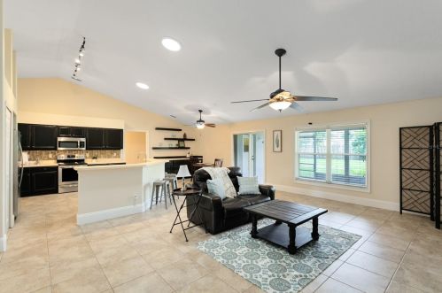 1439 Carrington Ct, Casselberry, FL 32708-6134