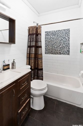 456 Beach 46th St, Far Rockaway NY  11691-1114 exterior