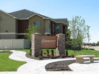 2543 Blue Tick St, Meridian ID  83642-4549 exterior