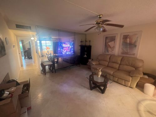 21 Flanders A, Delray Beach, FL 33484-5256