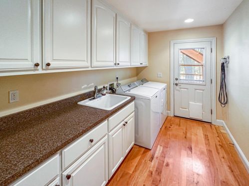 10891 Lower Circle Dr, Grass Valley CA  95949-6645 exterior