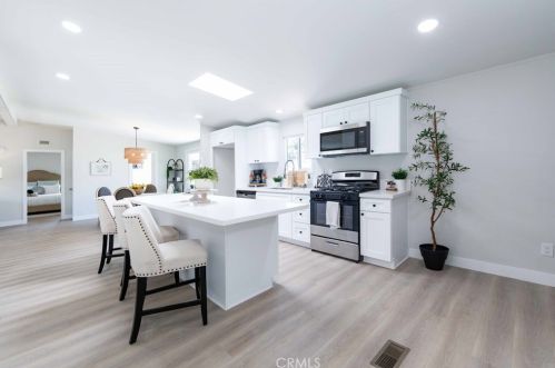 33347 Harvest Way, Wildomar CA 92595-9118 exterior