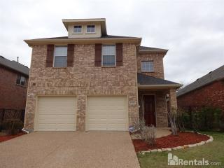 1023 Kaylie St, Grand Prairie TX  75052-7152 exterior