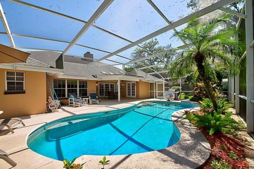 672 Saranac Dr, Casselberry, FL 32708-5606