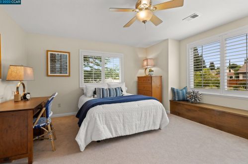 1194 Canyon Side Ave, San Ramon CA 94582-4556 exterior