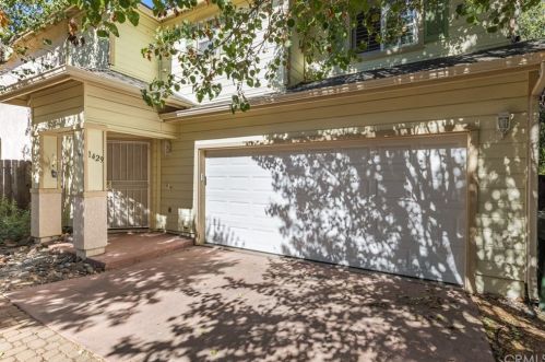 1429 Stoney Creek Rd, Lake Nacimiento, CA 93446-5186