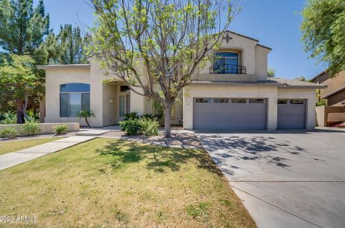 3723 Latham Ct, Gilbert AZ  85297-3017 exterior