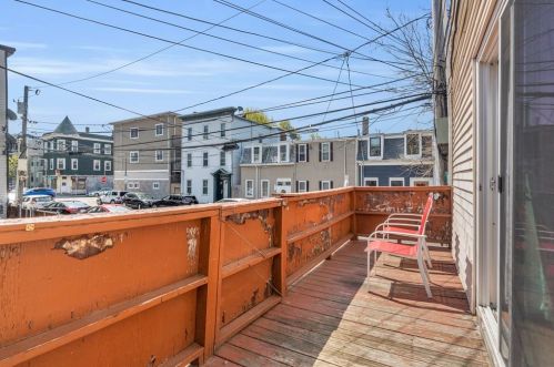 194 5th St, Boston MA  02127-0045 exterior