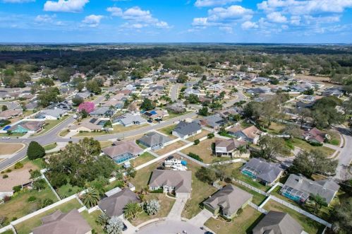 7025 Heatherbrook Dr, Lakeland FL  33809-4623 exterior