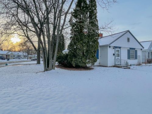 1502 Mccormick St, Green Bay, WI 54301-2544