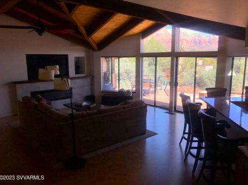 40 Pinon Dr, Sedona AZ 86336-5047 exterior