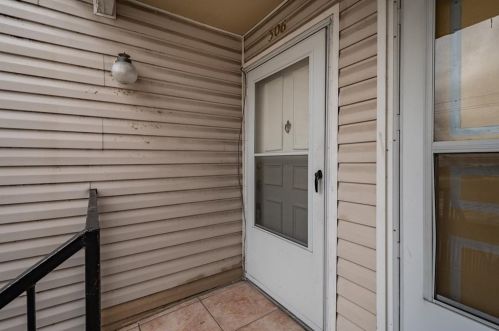 12921 Abrams Rd, Dallas, TX 75243-2165
