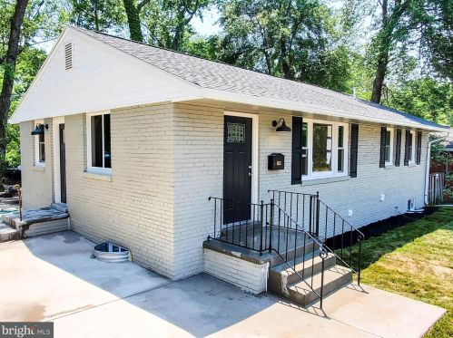 1421 Horner Rd, Woodbridge, VA 22191-1744