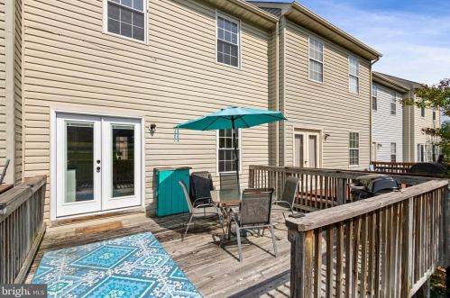 307 Dundee Pl, Fredericksburg VA  22405-2087 exterior