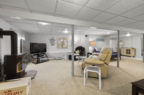 78 Marshview Cir, Seabrook NH 03874-4686 exterior