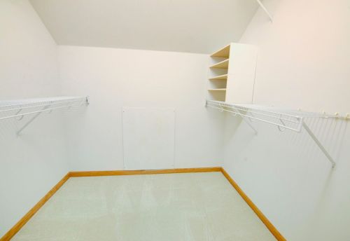 1912 Wexford Ln, Waukesha WI  53186-1252 exterior