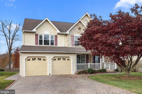 2819 Lee Dr, Jamison, PA 18929-1047