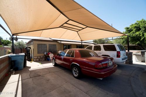 4426 34th Dr, Phoenix, AZ 85017-3816