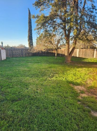 113 Kiwi St, Los Banos CA  93635-3127 exterior