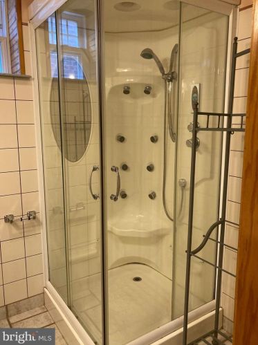 3204 Frankford Ave, Philadelphia PA 19135-1093 exterior