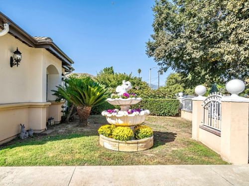 4935 Doreen Ave, Temple City CA  91780-4117 exterior