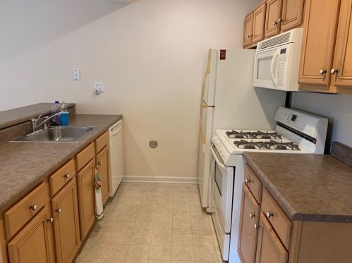 1033 Duncan Ln, Pittsburgh PA  15236-1661 exterior