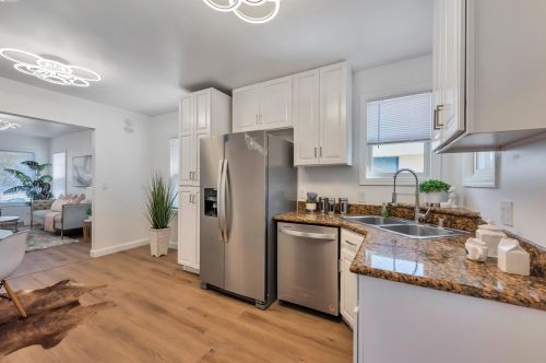 1244 106th Ave, Oakland CA  94603-3814 exterior