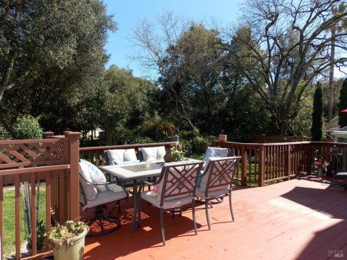1564 Cunningham Way, Santa Rosa CA  95403-2342 exterior