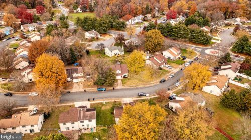 215 Grn Blade Dr, Dover DE  19904-2643 exterior