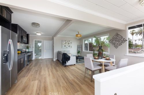 3841 Pacific Ave, Long Beach CA  90807-3227 exterior