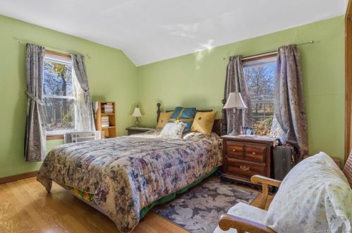 93 Old Hawleyville Rd, Bethel CT  06801-3040 exterior