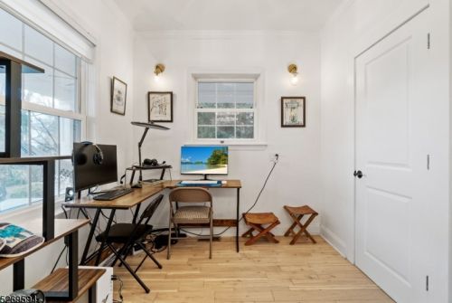 303 Nutley Ave, Nutley NJ  07110-2435 exterior