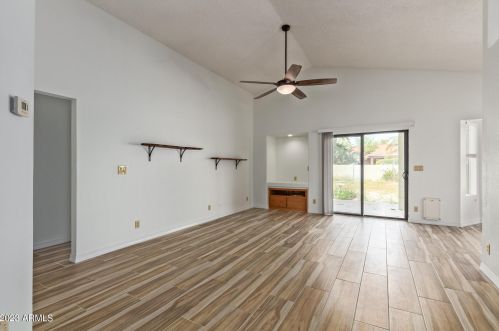 17324 El Pueblo Blvd, Scottsdale AZ  85268-2633 exterior