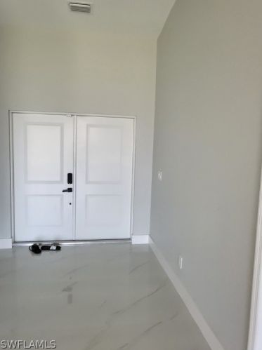 4201 2nd St, Lehigh Acres, FL 33936-0021