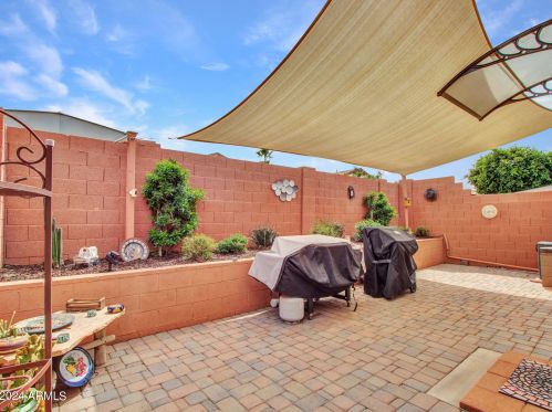 19809 49 Ave, Glendale AZ  85304-4311 exterior