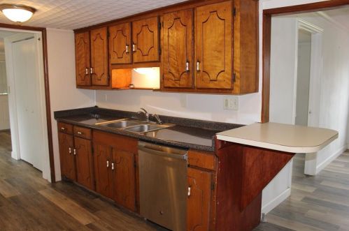 706 Blackwell St, Morgans Point TX  77571-5827 exterior