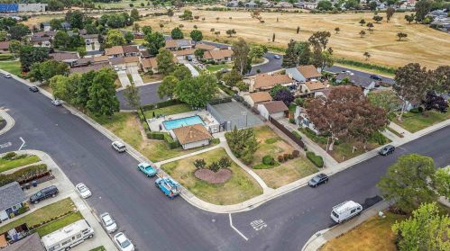 1553 Buttercup Ct, Livermore CA  94551-6718 exterior