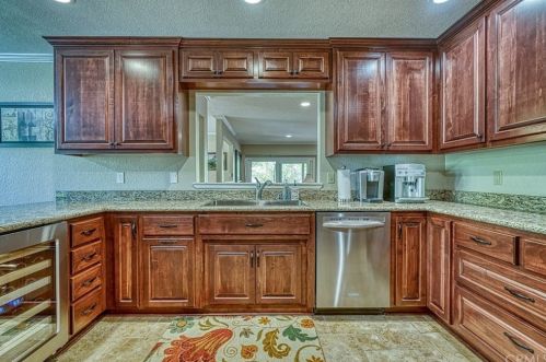 19780 Honey Hill Dr, Middletown CA  95467-8380 exterior