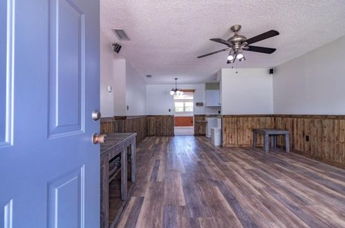 11625 129th Ln, Ocklawaha FL  32179-5096 exterior