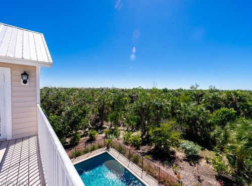 5298 Umbrella Pool Rd, Sanibel FL  33957-2407 exterior