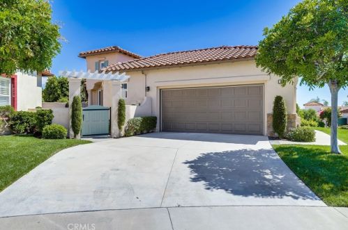 2 Stanford Ct, Trabuco Canyon, CA 92679-5019