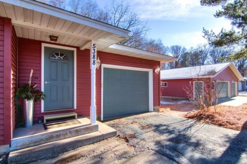 5388 Shore Dr, Eau Claire WI  54703-2073 exterior