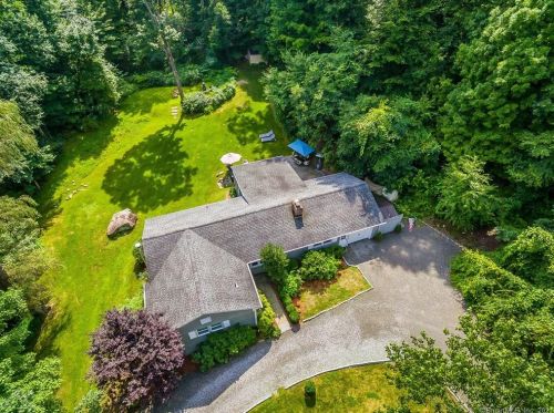 140 Bayberry Hill Rd, Ridgefield, CT 06877-6020