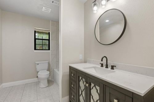 2132 Pembrooke Pl, Denton TX  76205-8208 exterior