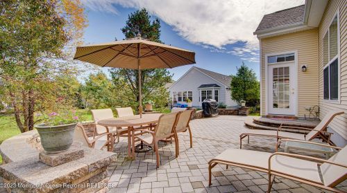 172 Huntington Dr, Jackson Twp NJ  08527-4789 exterior