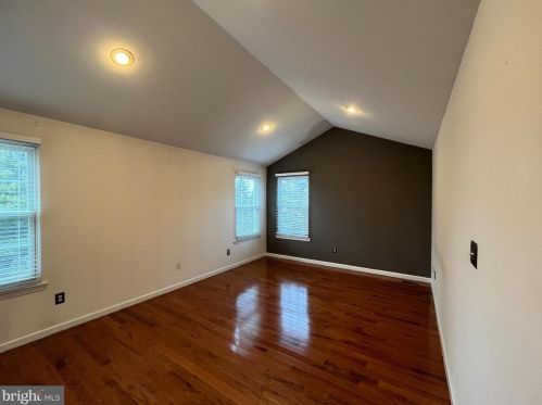 110 Gleneagles Dr, Blue Bell PA  19422-3240 exterior